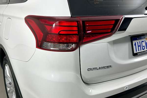 2021 Mitsubishi OUTLANDER ES 7 SEAT (2WD) ZL MY21