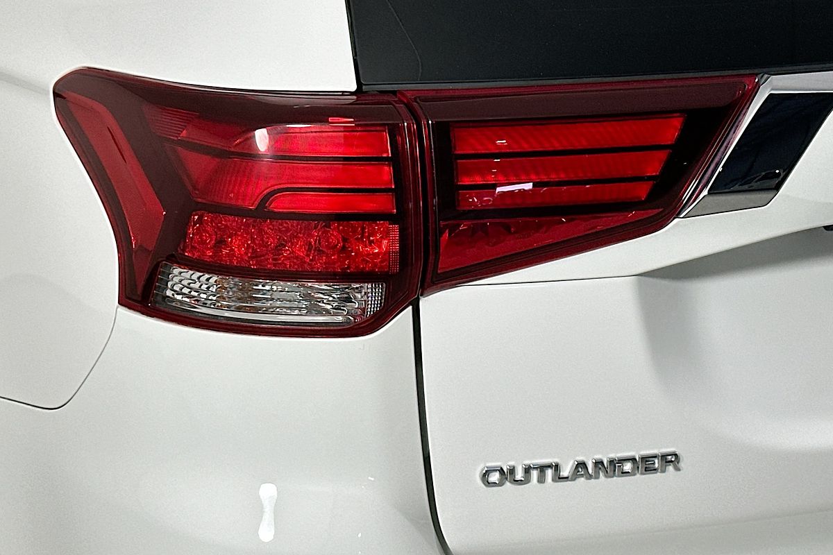 2021 Mitsubishi OUTLANDER LS 7 SEAT (2WD) ZL MY21