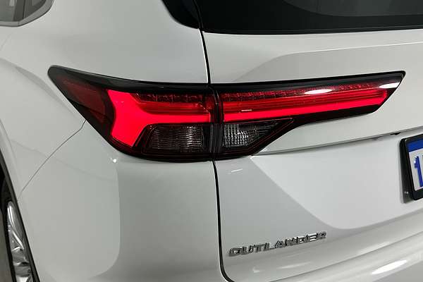 2022 Mitsubishi OUTLANDER ES 7 SEAT (2WD) ZM MY22.5