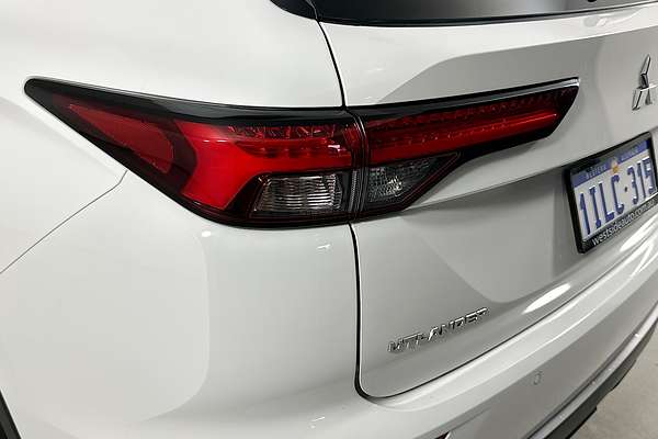 2024 Mitsubishi OUTLANDER ES 7 SEAT (2WD) ZM MY24