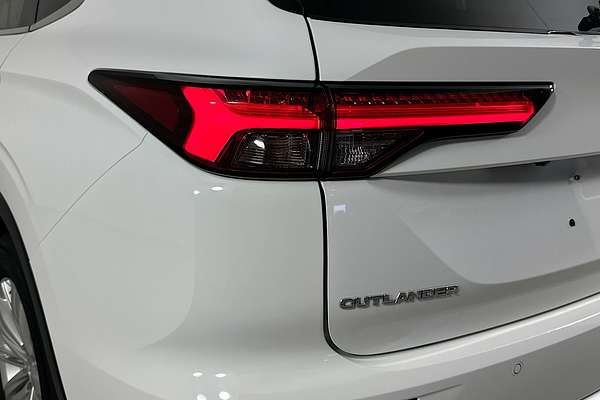 2024 Mitsubishi OUTLANDER LS 7 SEAT (2WD) ZM MY24