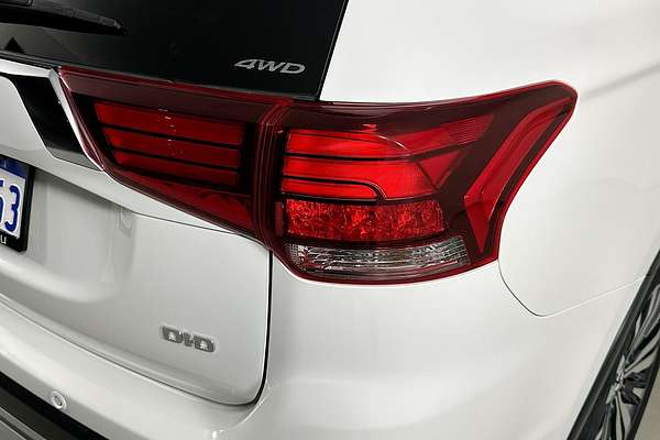 2018 Mitsubishi OUTLANDER LS 7 SEAT (AWD) ZL MY19