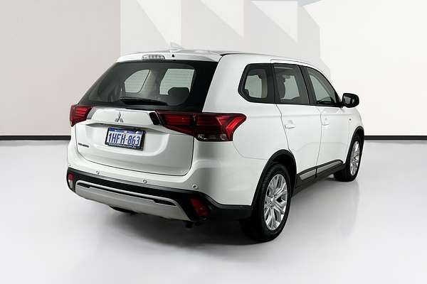 2021 Mitsubishi OUTLANDER ES ZL