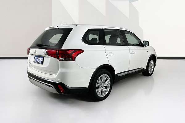 2021 Mitsubishi OUTLANDER ES 7 SEAT (2WD) ZL MY21