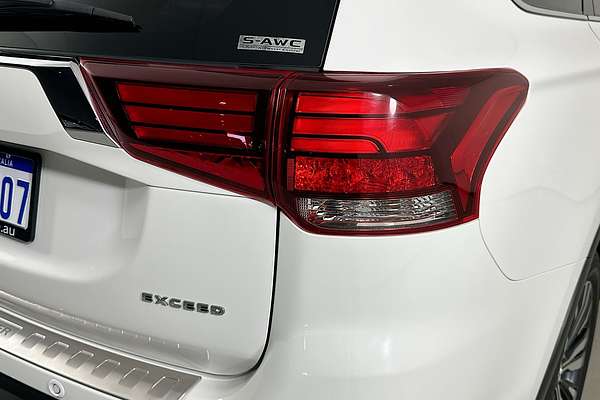 2020 Mitsubishi OUTLANDER Exceed ZL