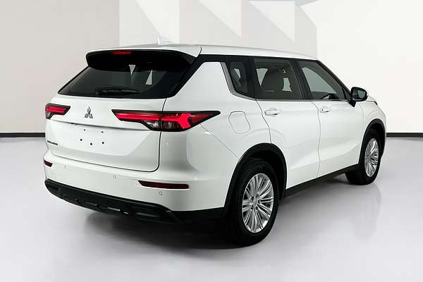 2023 Mitsubishi OUTLANDER ES 5 SEAT (2WD) ZM MY23