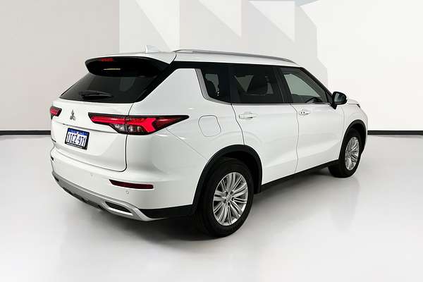 2024 Mitsubishi OUTLANDER LS 7 SEAT (2WD) ZM MY24
