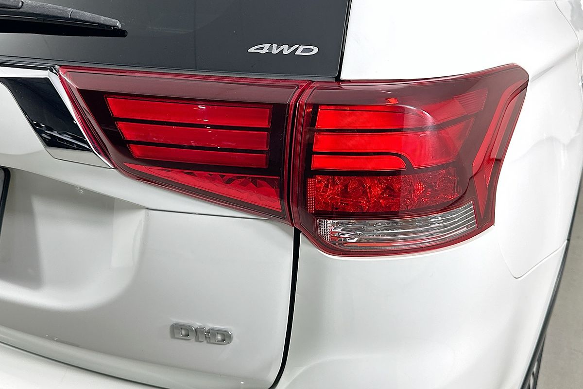 2018 Mitsubishi OUTLANDER EXCEED 7 SEAT (AWD) ZL MY19