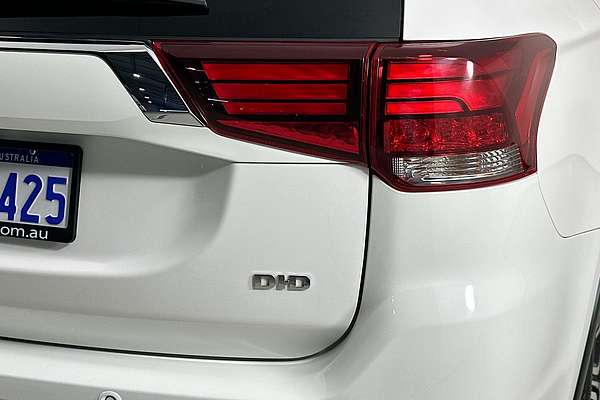 2018 Mitsubishi OUTLANDER LS 7 SEAT (AWD) ZL MY18.5