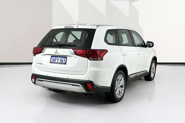 2021 Mitsubishi OUTLANDER ES 7 SEAT (2WD) ZL MY21