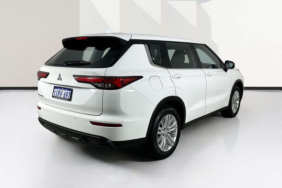 2023 Mitsubishi OUTLANDER ES 7 SEAT (2WD) ZM MY23