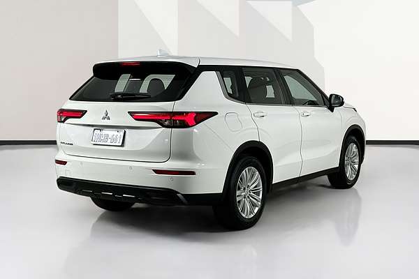 2021 Mitsubishi OUTLANDER ES 7 SEAT (2WD) ZM MY22