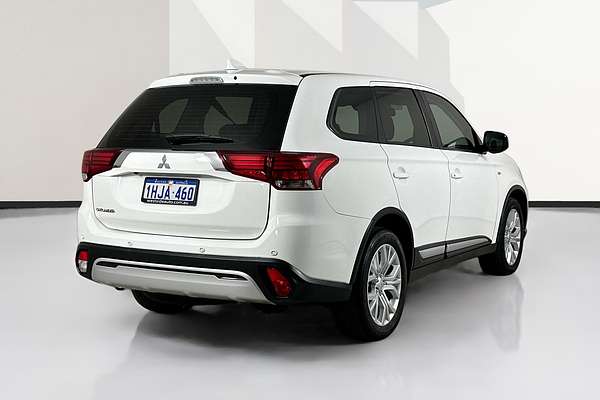 2021 Mitsubishi OUTLANDER ES 7 SEAT (2WD) ZL MY21