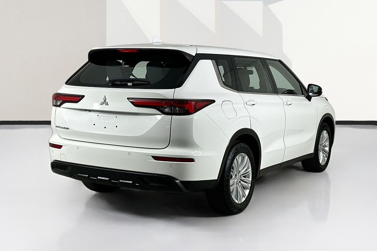 2023 Mitsubishi OUTLANDER ES 7 SEAT (2WD) ZM MY23