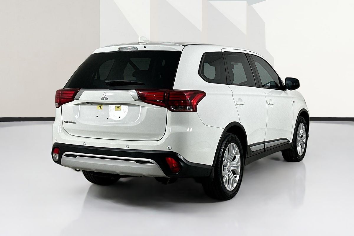 2021 Mitsubishi OUTLANDER ES 7 SEAT (2WD) ZL MY21