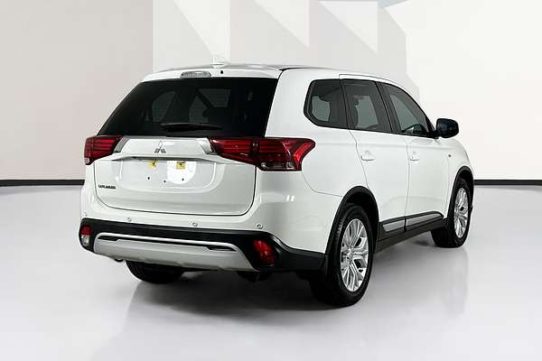 2021 Mitsubishi OUTLANDER ES 7 SEAT (2WD) ZL MY21