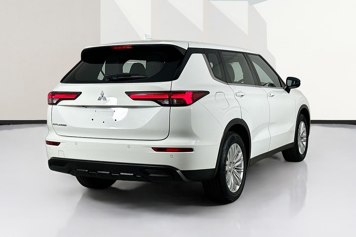 2024 Mitsubishi OUTLANDER ES 7 SEAT (2WD) ZM MY24