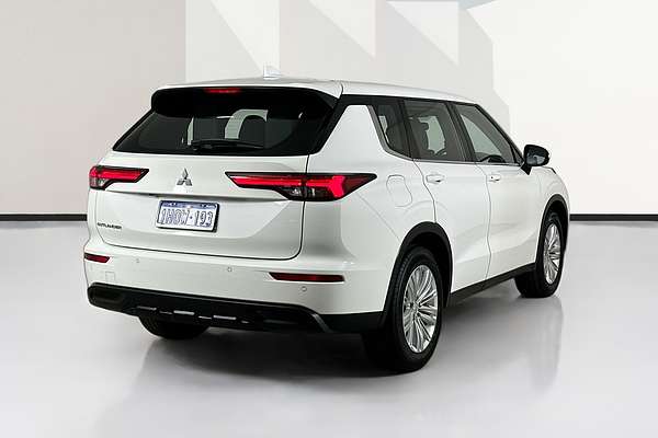 2022 Mitsubishi OUTLANDER ES 7 SEAT (2WD) ZM MY22.5