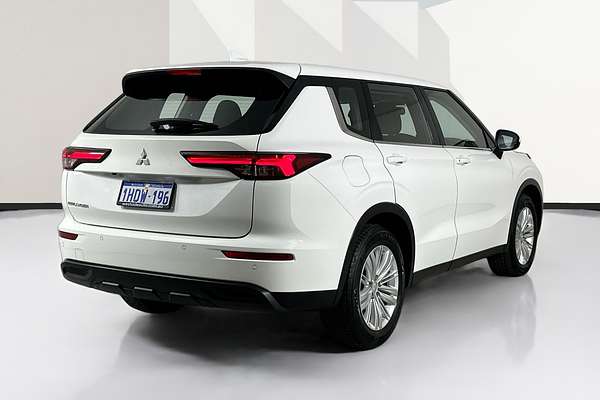 2022 Mitsubishi OUTLANDER ES 7 SEAT (2WD) ZM MY22.5