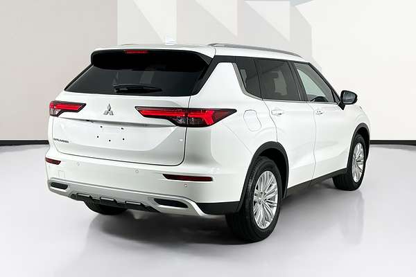 2024 Mitsubishi OUTLANDER LS 7 SEAT (2WD) ZM MY24