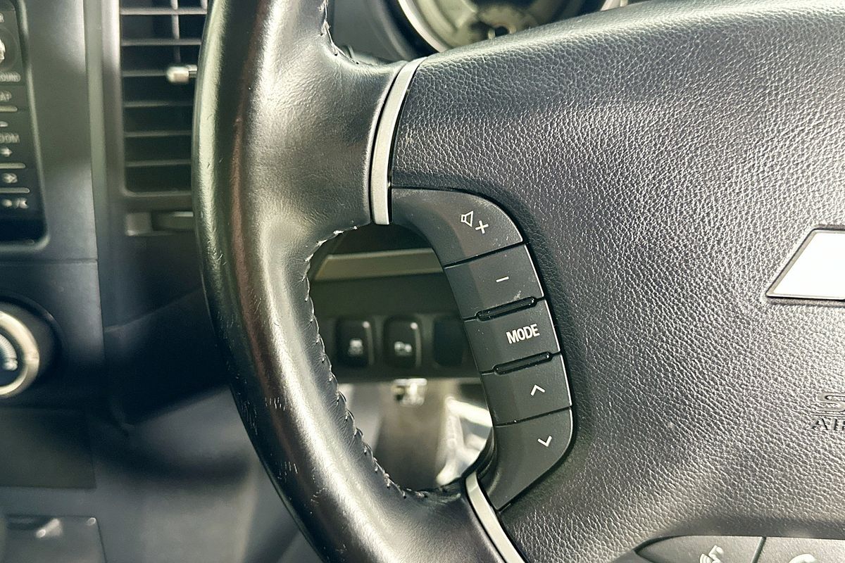 2013 Mitsubishi PAJERO EXCEED LWB (4x4) NW MY13