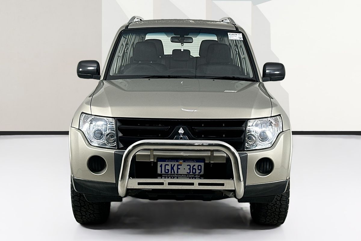 2010 Mitsubishi Pajero GLX LWB (4x4) NT MY10