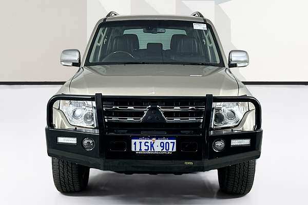 2013 Mitsubishi PAJERO EXCEED LWB (4x4) NW MY13