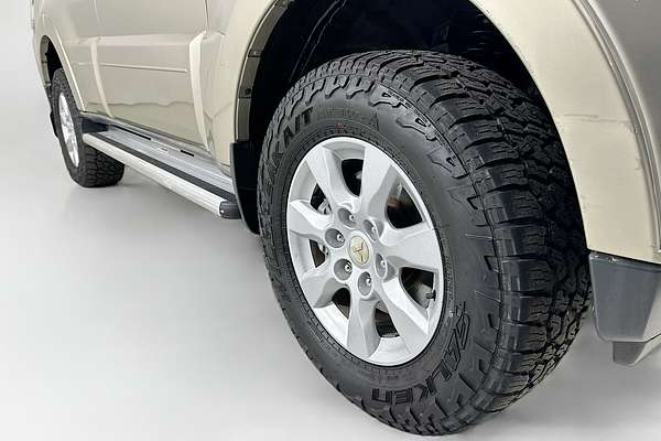 2010 Mitsubishi Pajero GLX LWB (4x4) NT MY10