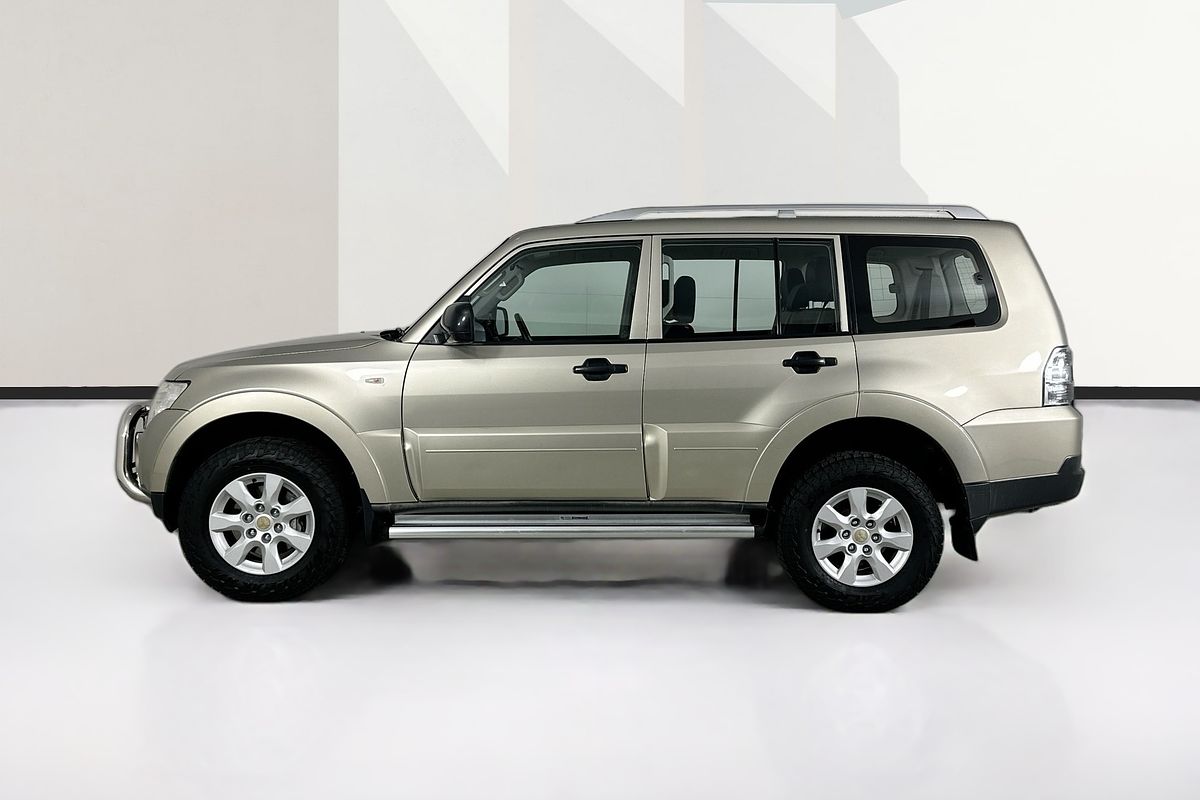 2010 Mitsubishi Pajero GLX LWB (4x4) NT MY10