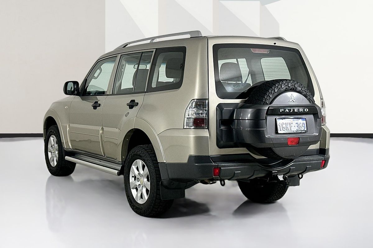 2010 Mitsubishi Pajero GLX LWB (4x4) NT MY10