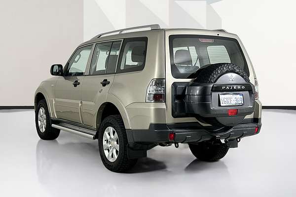 2010 Mitsubishi Pajero GLX LWB (4x4) NT MY10