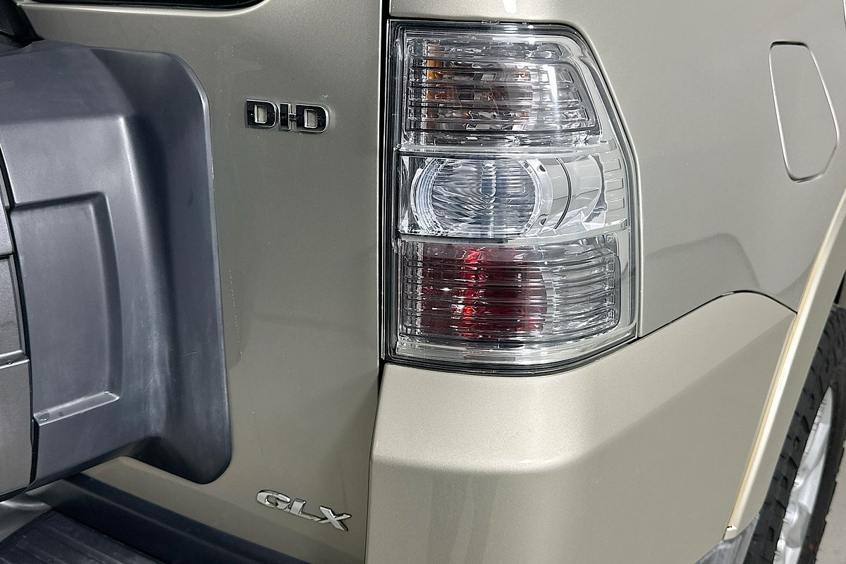 2010 Mitsubishi Pajero GLX LWB (4x4) NT MY10