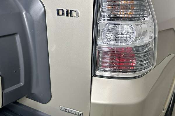 2013 Mitsubishi PAJERO EXCEED LWB (4x4) NW MY13