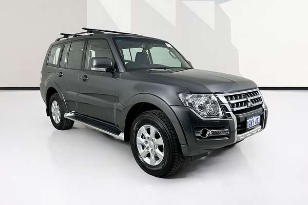 2019 Mitsubishi PAJERO GLX NX