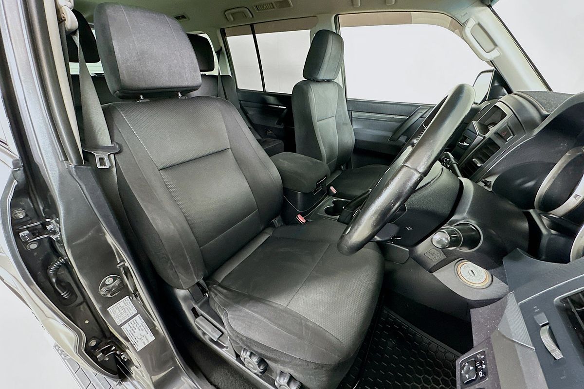 2011 Mitsubishi PAJERO GLS LWB (4x4) NT MY11