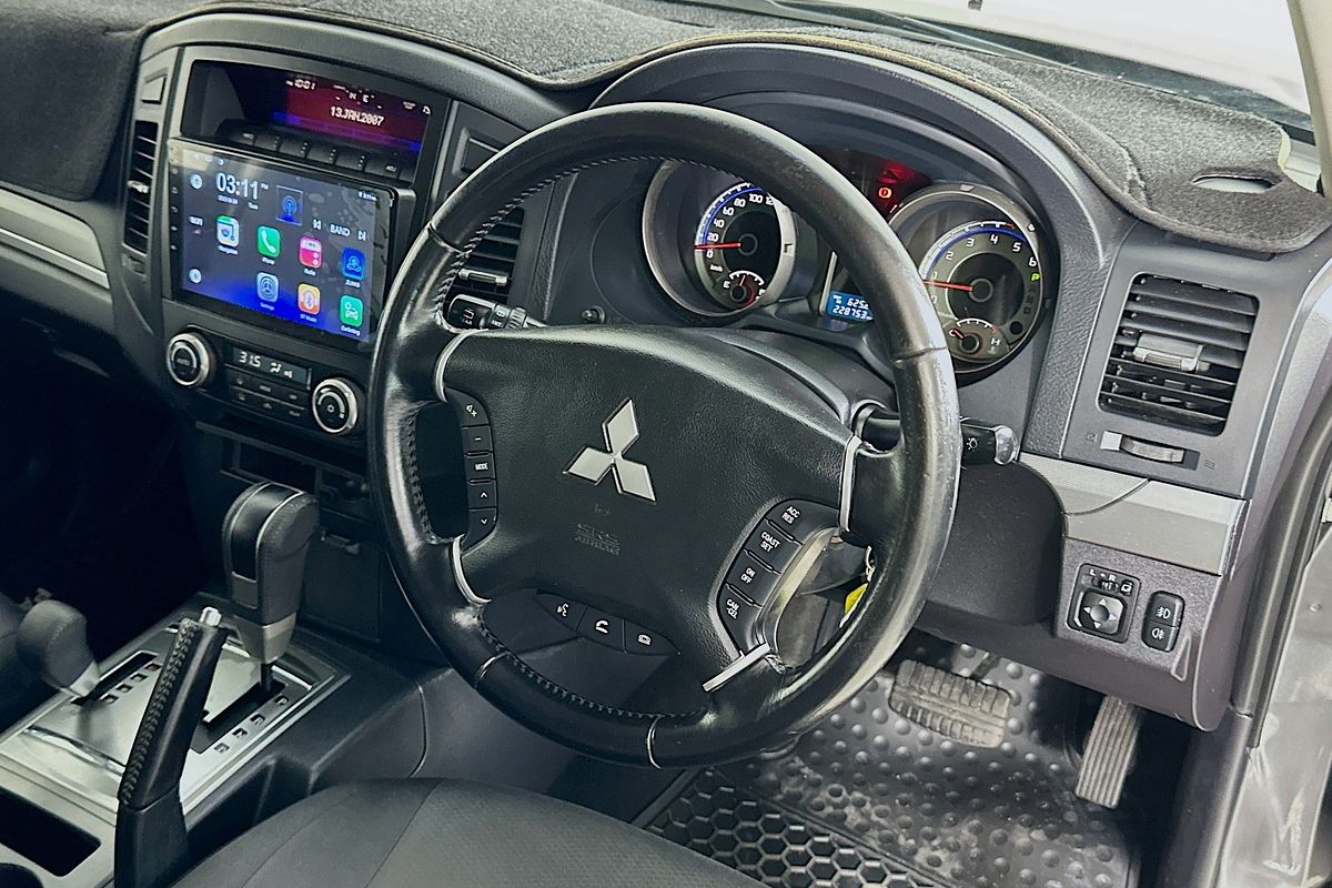 2011 Mitsubishi PAJERO GLS LWB (4x4) NT MY11