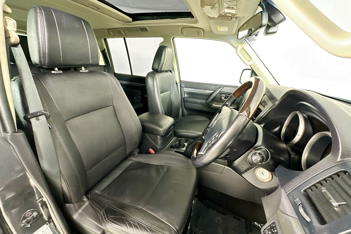 2019 Mitsubishi PAJERO EXCEED LWB (4x4) 7 SEAT NX MY19