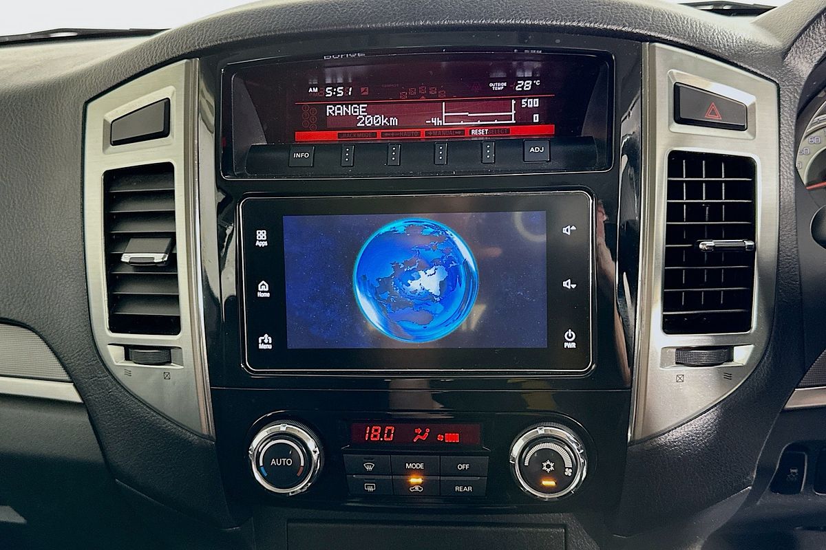 2019 Mitsubishi PAJERO GLX NX