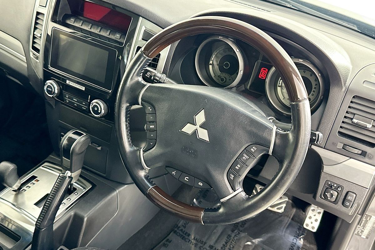 2019 Mitsubishi PAJERO EXCEED LWB (4x4) 7 SEAT NX MY19
