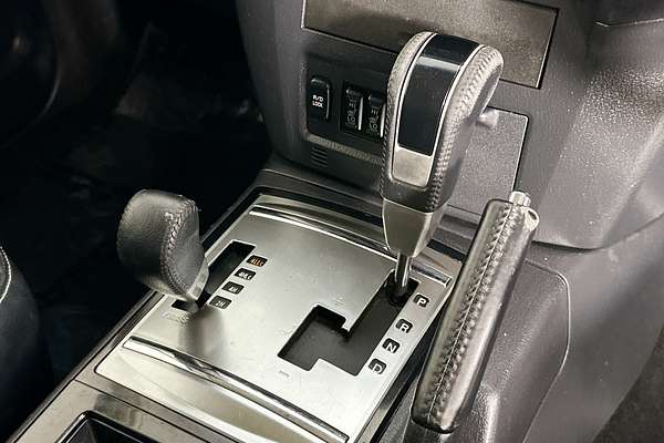 2014 Mitsubishi PAJERO GLS LWB (4x4) NX MY15