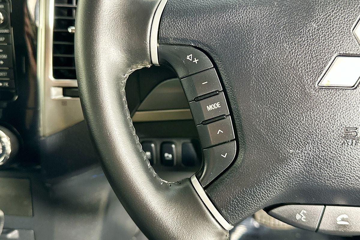 2014 Mitsubishi PAJERO GLS LWB (4x4) NX MY15
