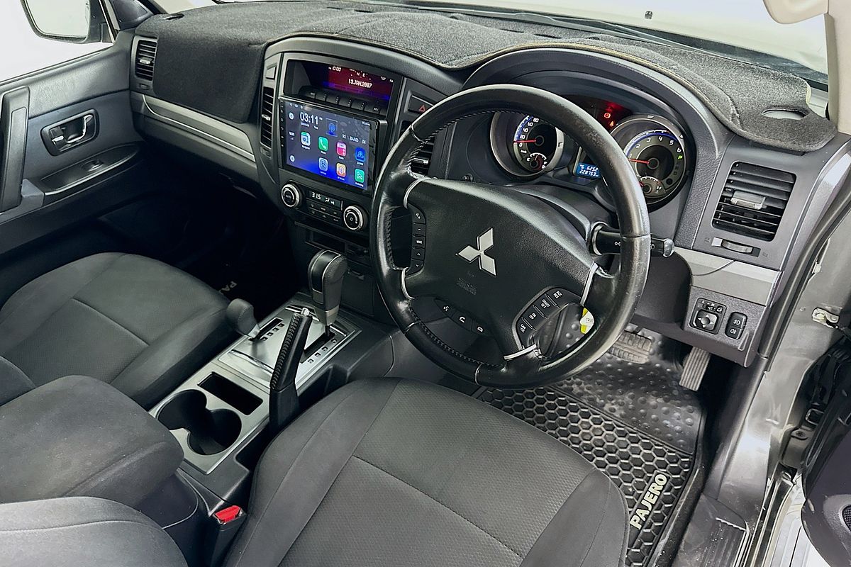 2011 Mitsubishi PAJERO GLS LWB (4x4) NT MY11