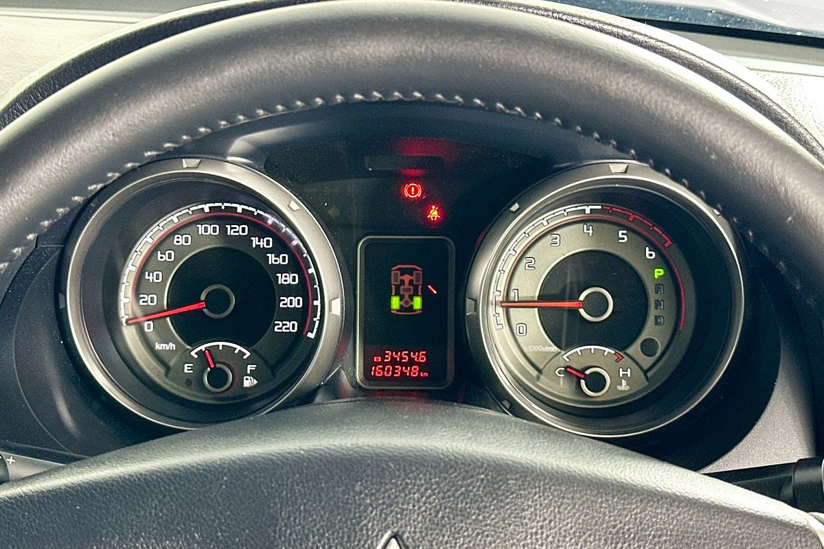 2014 Mitsubishi PAJERO GLS LWB (4x4) NX MY15