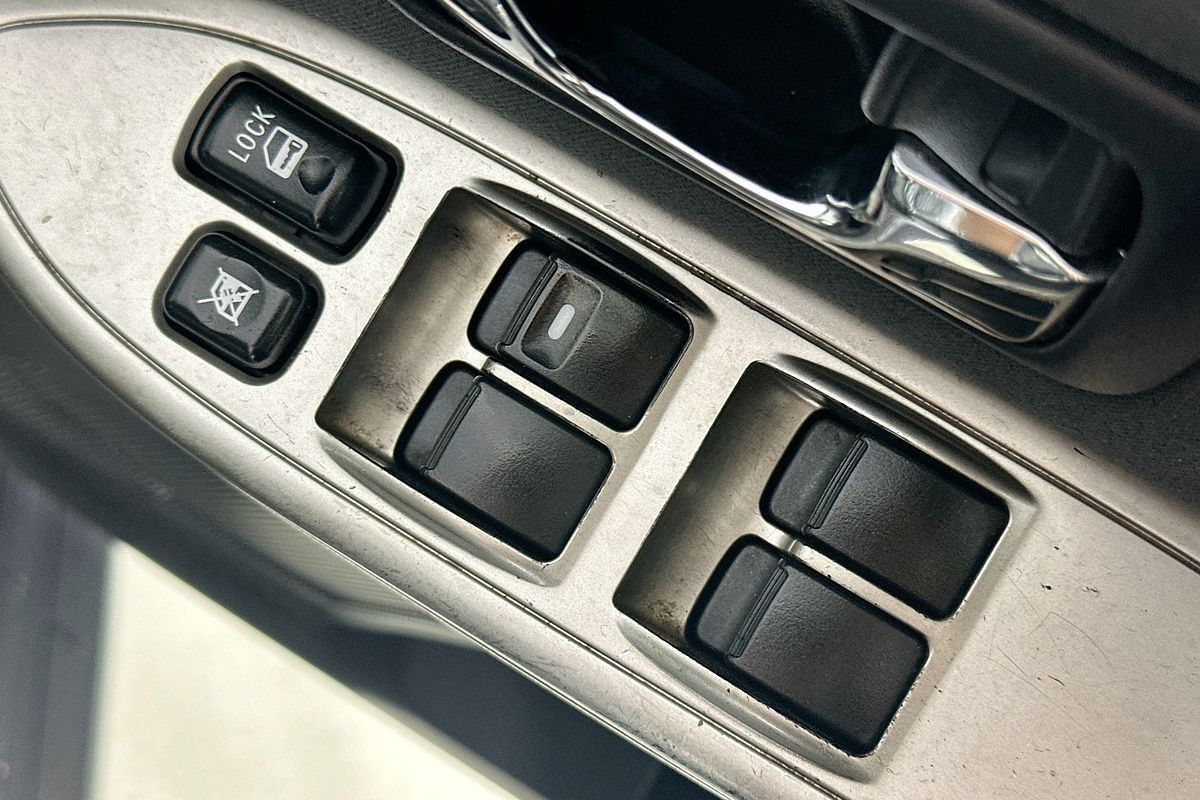 2015 Mitsubishi PAJERO GLX LWB (4x4) NX MY15
