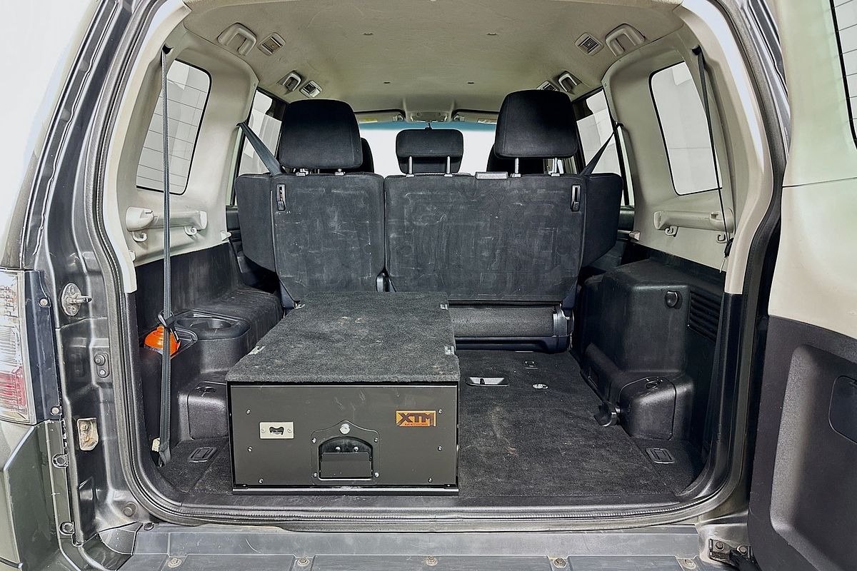 2011 Mitsubishi PAJERO GLS LWB (4x4) NT MY11