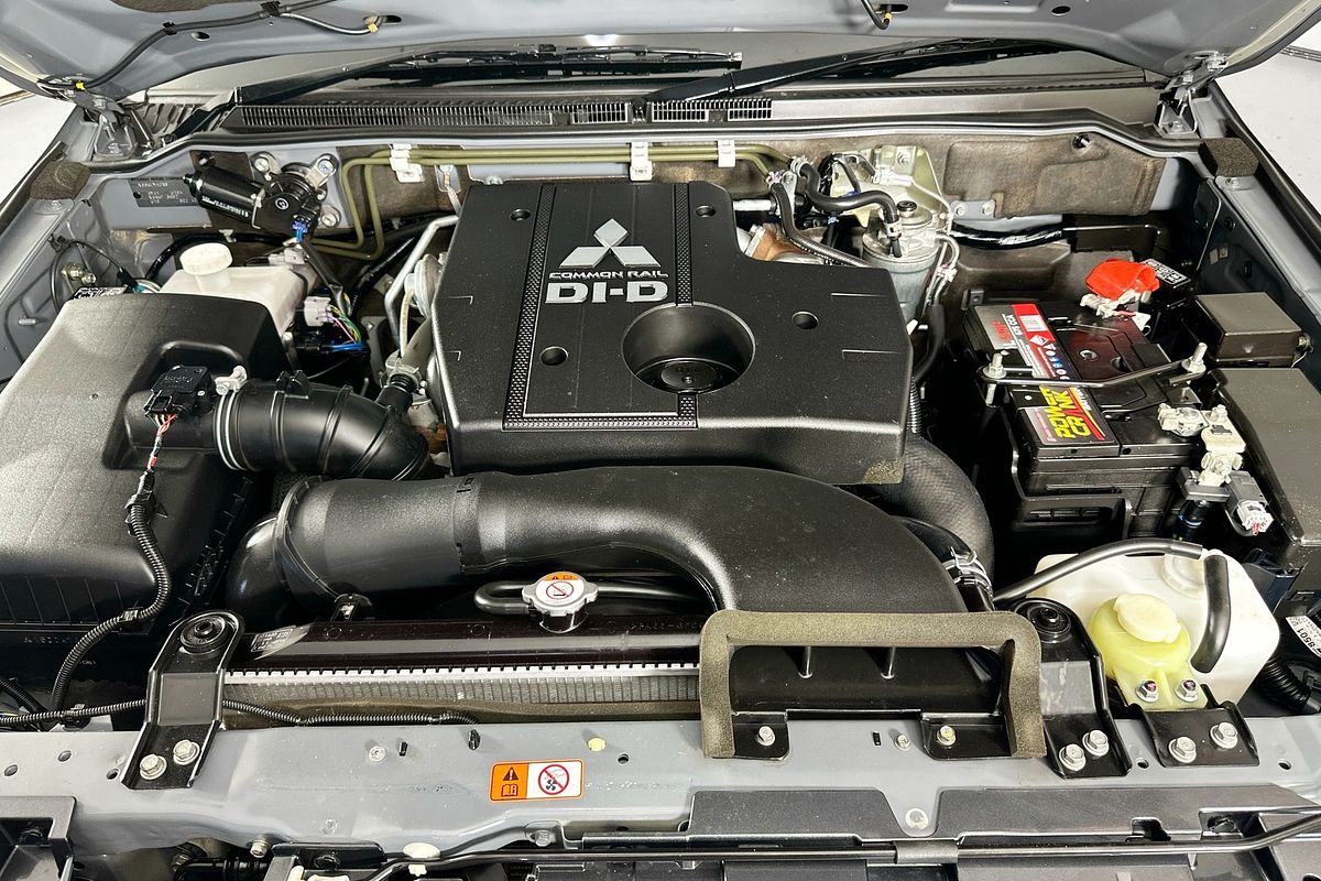 2020 Mitsubishi PAJERO GLS (4x4) 7 SEAT NX MY20
