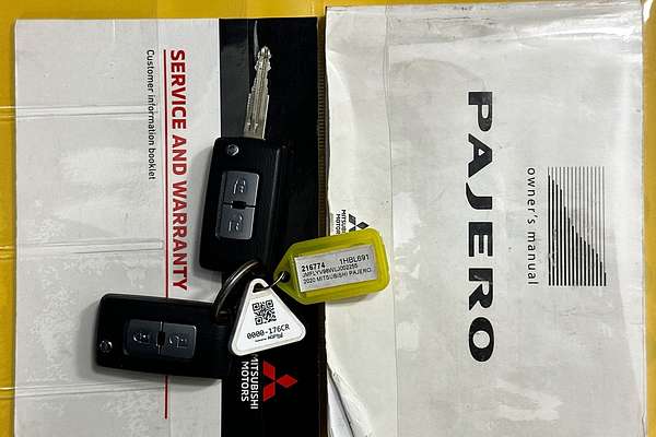 2020 Mitsubishi PAJERO GLS (4x4) 7 SEAT NX MY20