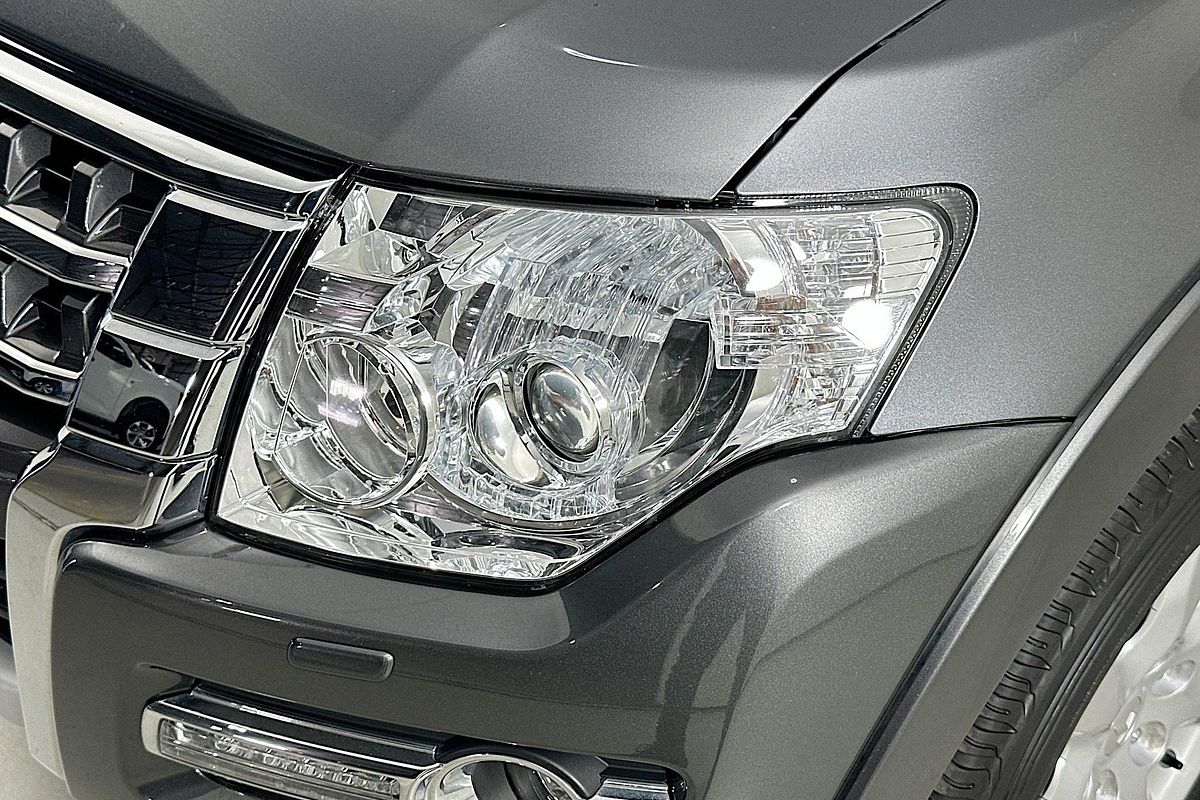 2019 Mitsubishi PAJERO GLX NX
