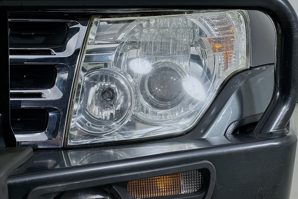 2011 Mitsubishi PAJERO GLS LWB (4x4) NT MY11