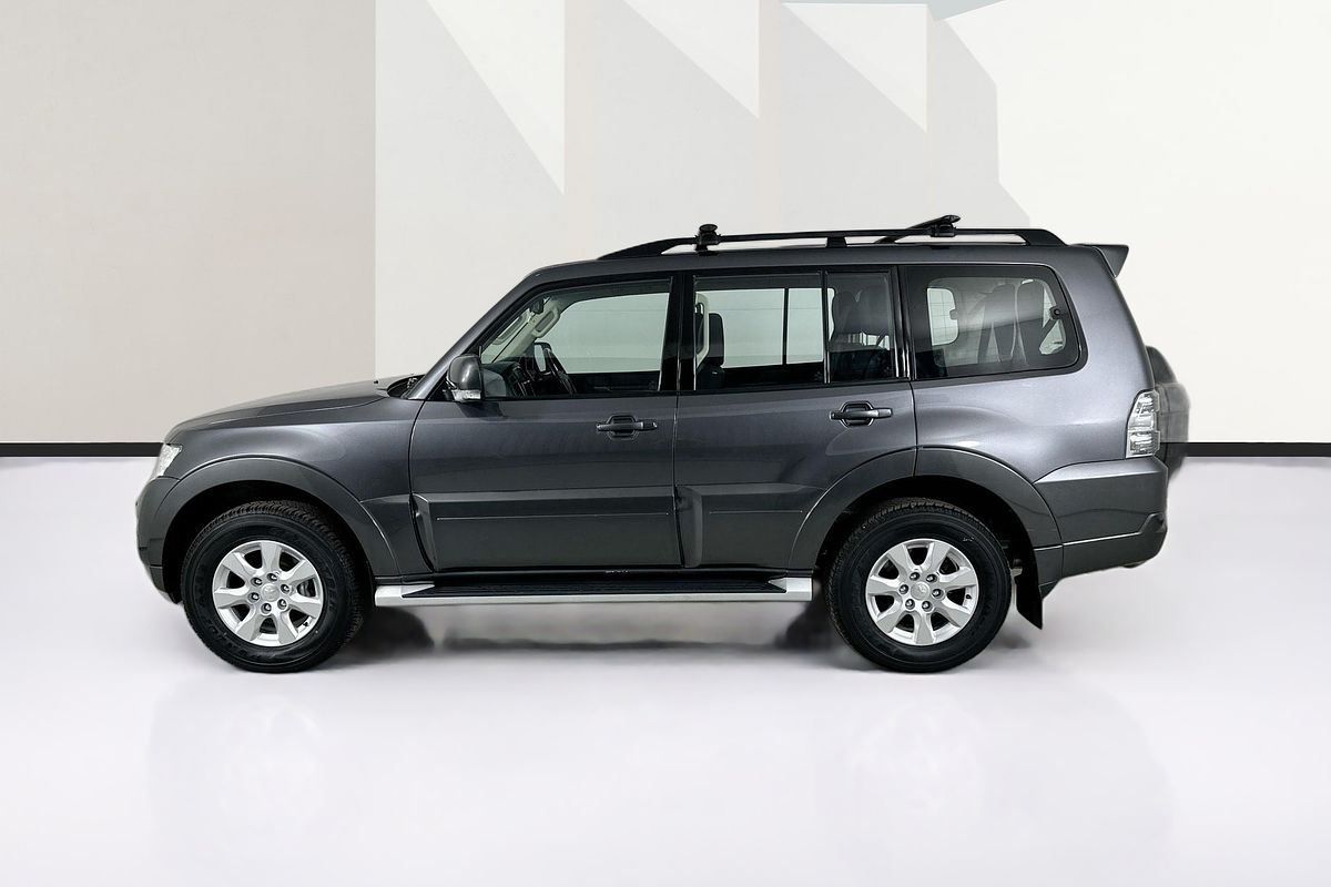 2019 Mitsubishi PAJERO GLX NX